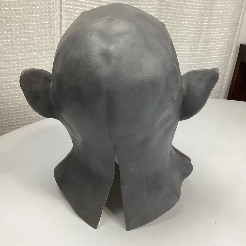 Gray Vampire Zombie Rubber Full Head Halloween Mask New without tag
